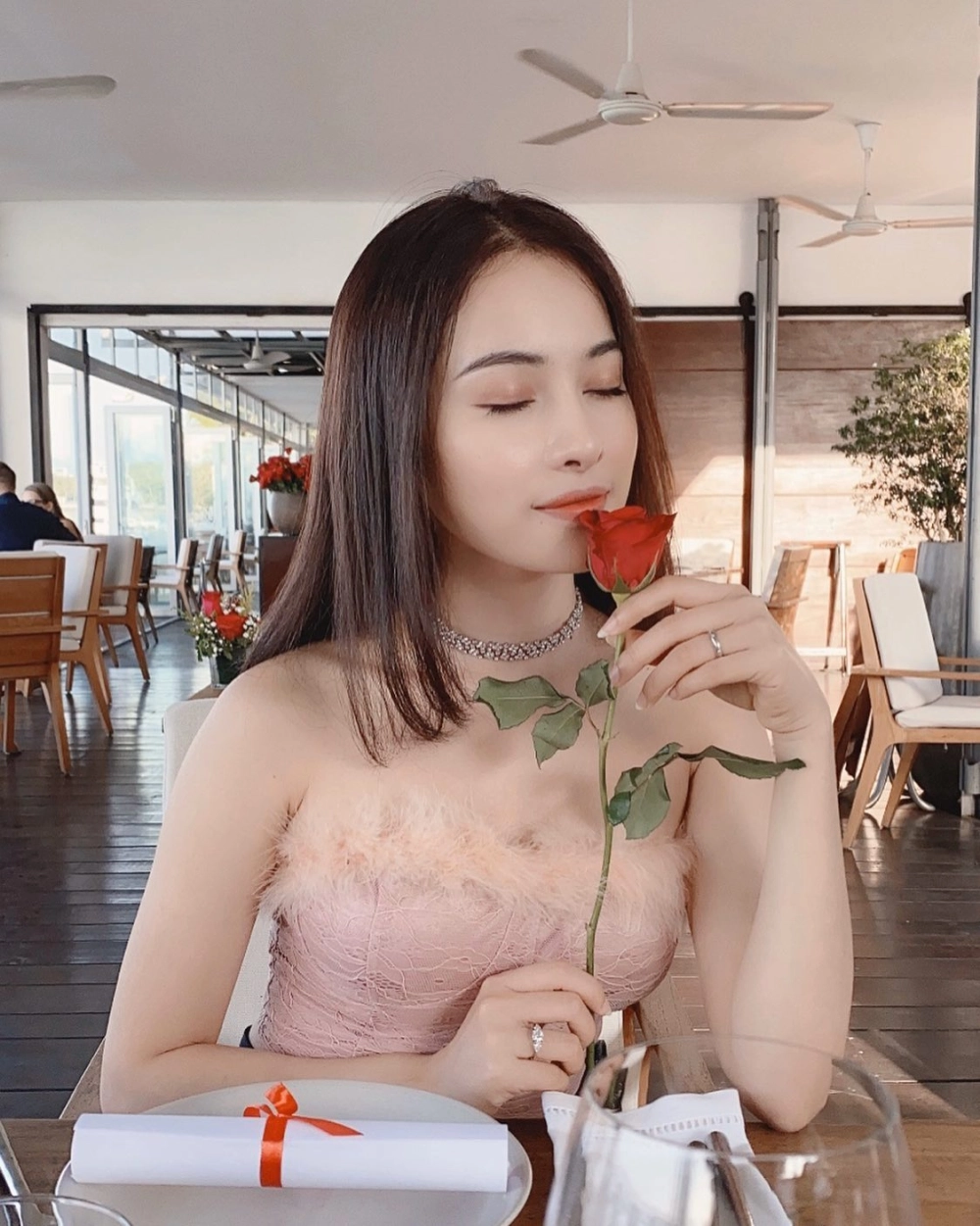 Sara Lưu tiểu sử, từ Hải Phòng đến Á quân Giai Điệu Chung Đôi