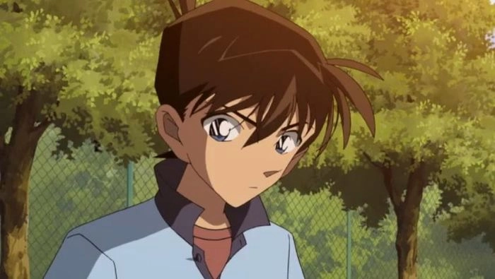 Hình ảnh Shinichi Kudo toát lên vẻ điển trai trí tuệ