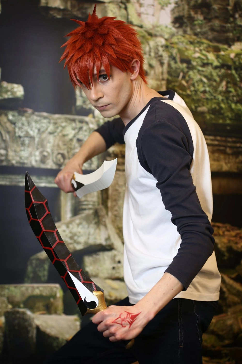 Fate Shirou cosplay thu hút bởi thần thái và khí chất