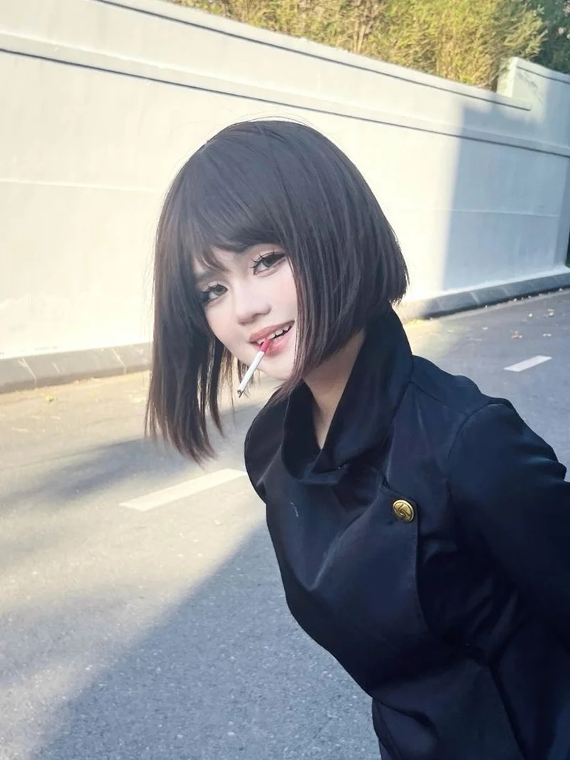 Shoko Ieiri cosplay chuẩn khí chất lạnh và ngầu