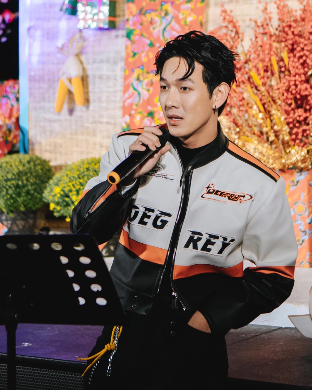 Khám phá Song Luân tên thật là gì và những thông tin về cuộc sống của anh.