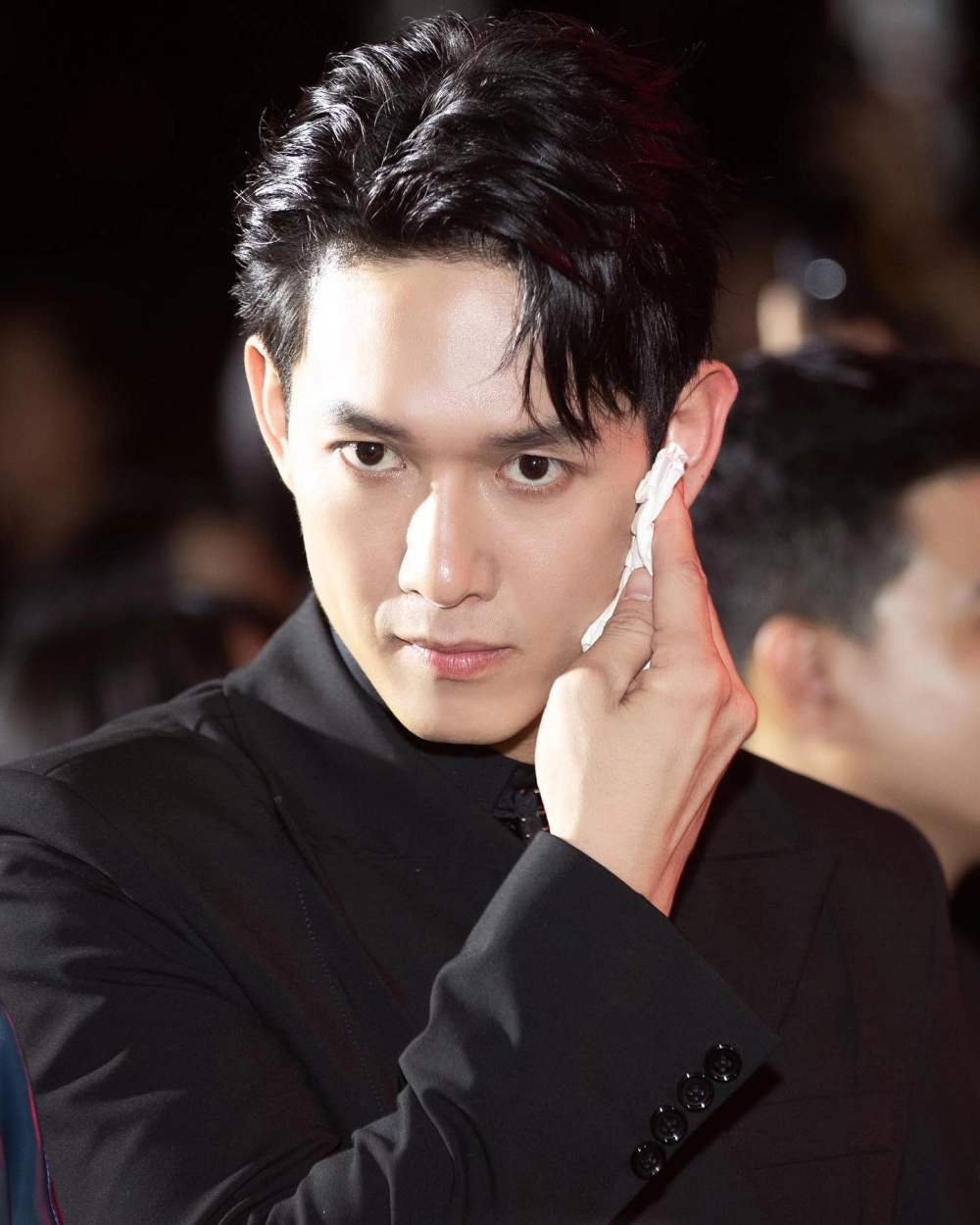 Cùng thưởng thức ca khúc Song Luân anh thích em như vậy đầy cảm xúc và lãng mạn.