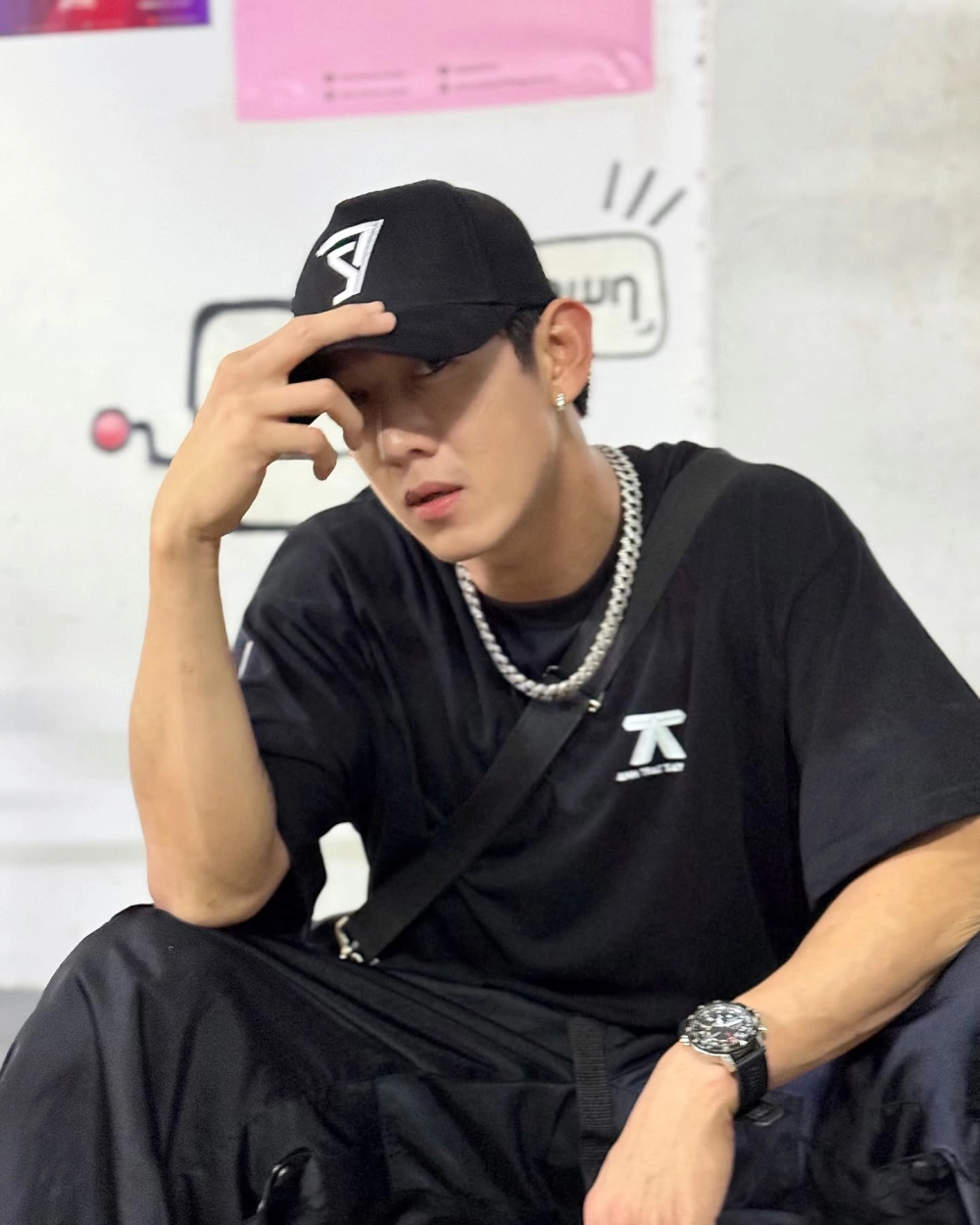 Khám phá những hình ảnh và kỷ niệm của Song Luân ngày xưa trong sự nghiệp.
