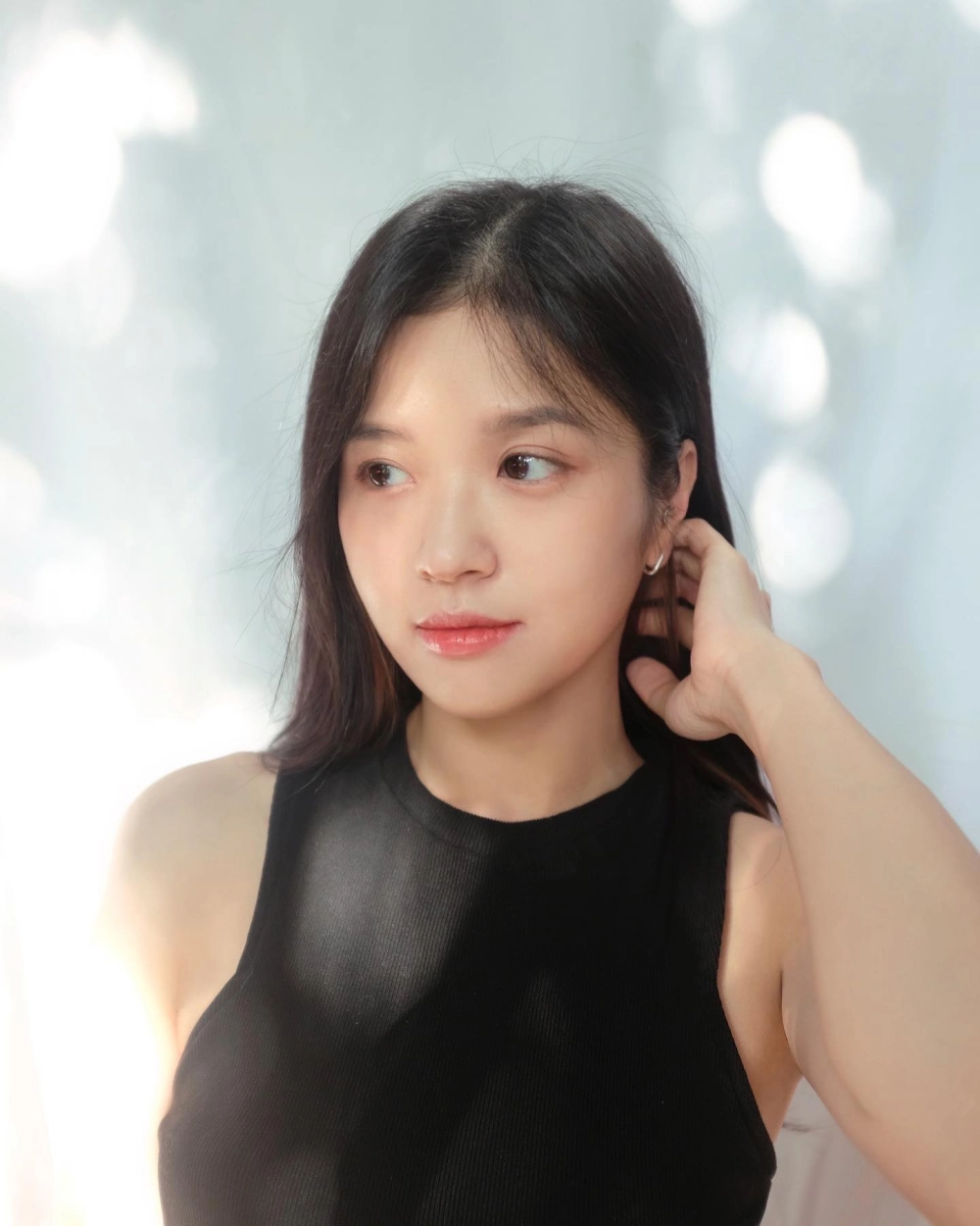 Suni Hạ Linh hương mùa hè giai điệu tươi vui, rộn ràng