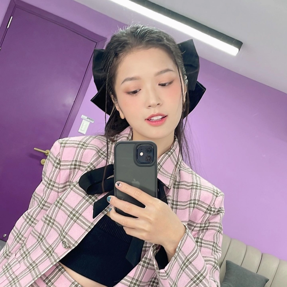 Suni Hạ Linh Instagram cập nhật hình ảnh đời thường