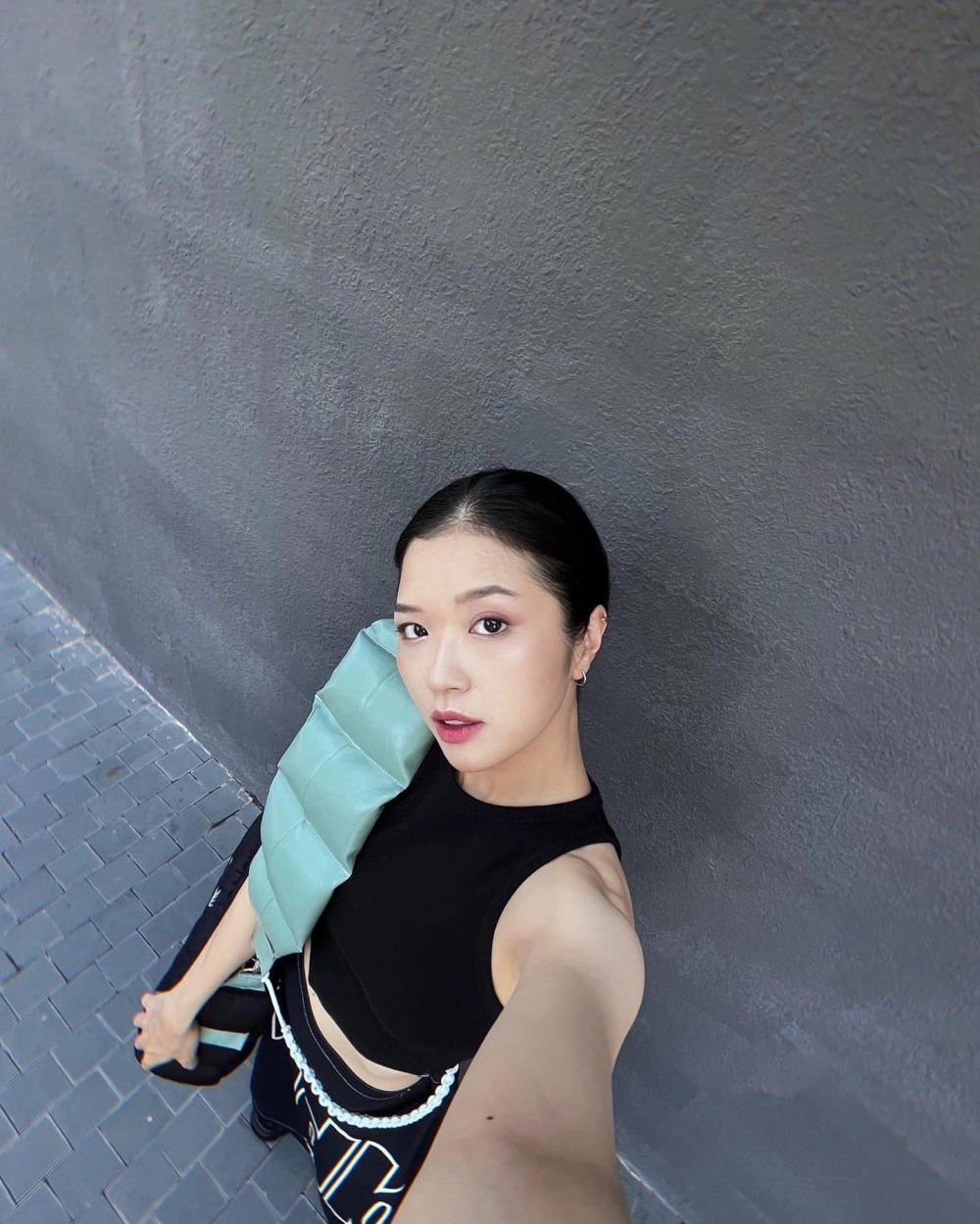 Suni Hạ Linh đạp gió tỏa sáng tại sân khấu quốc tế
