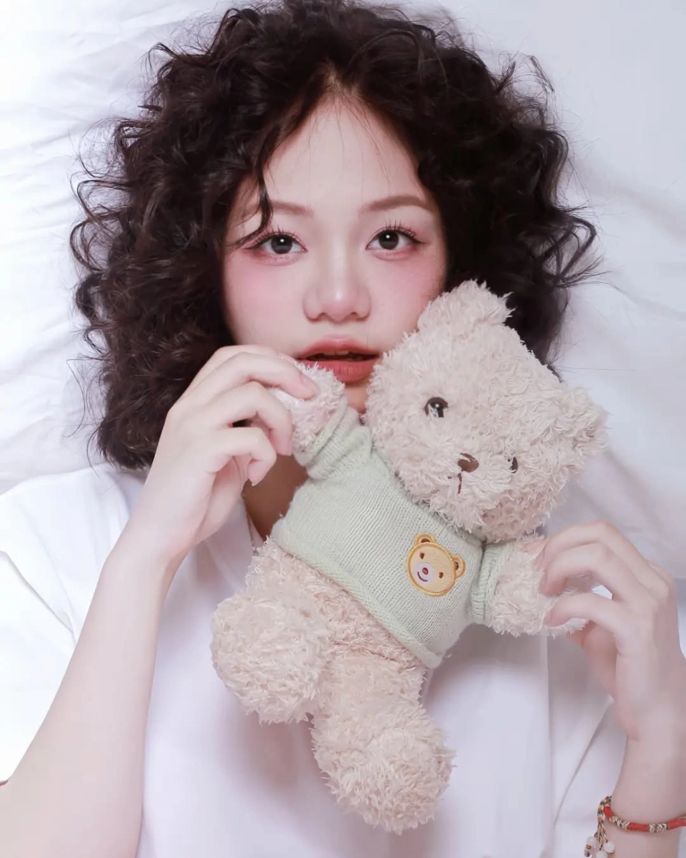 Cảm nhận từng câu từ trong lời bài hát thanh ngọc hãy buông tay em