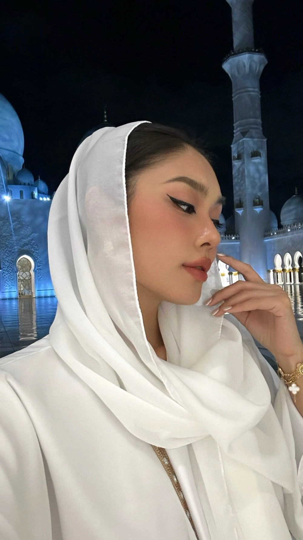 Bạn có biết Thảo Nhi Lê sinh năm bao nhiêu không?