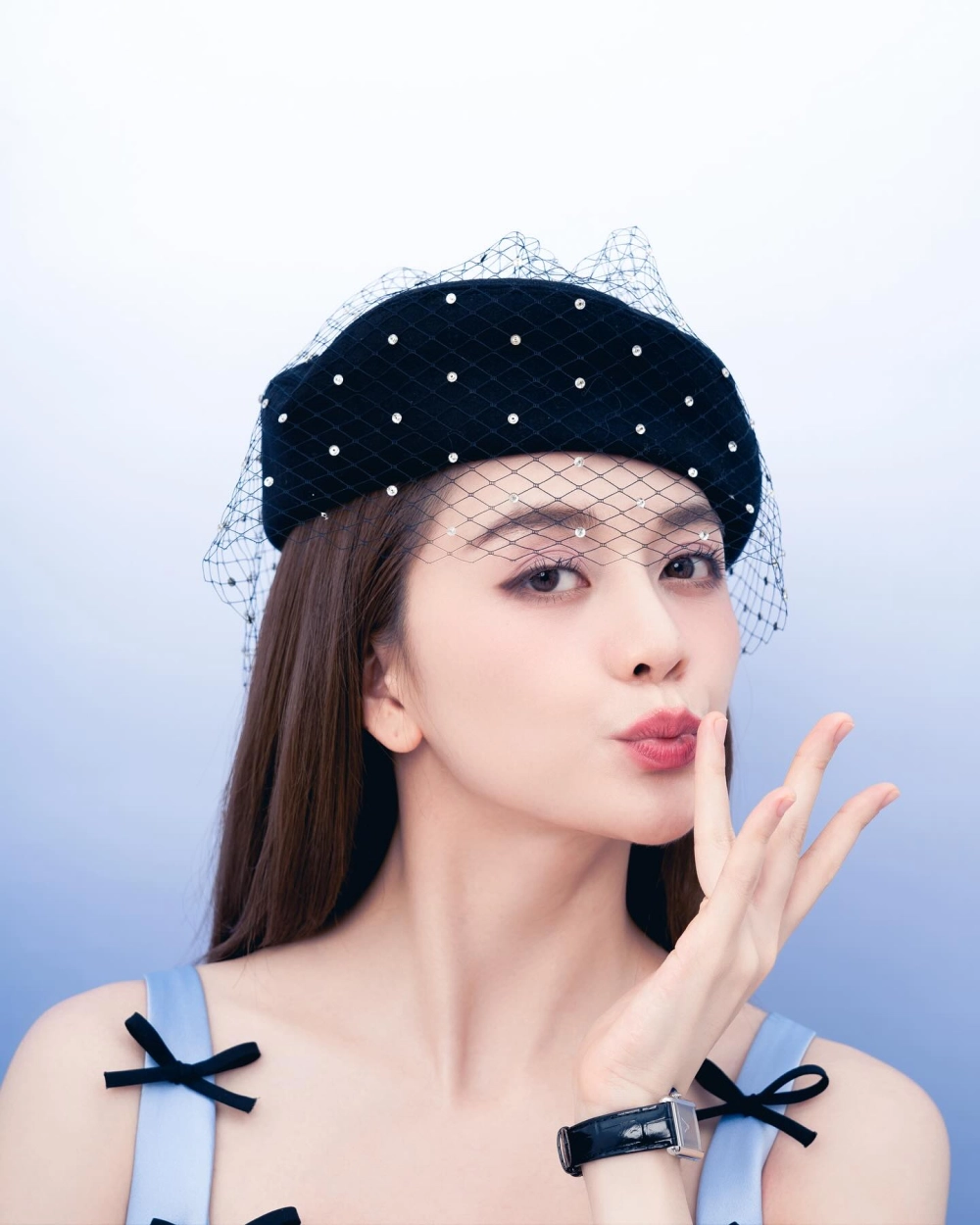 Ca sĩ Thiều Bảo Trang với loạt bản hit làm say lòng khán giả