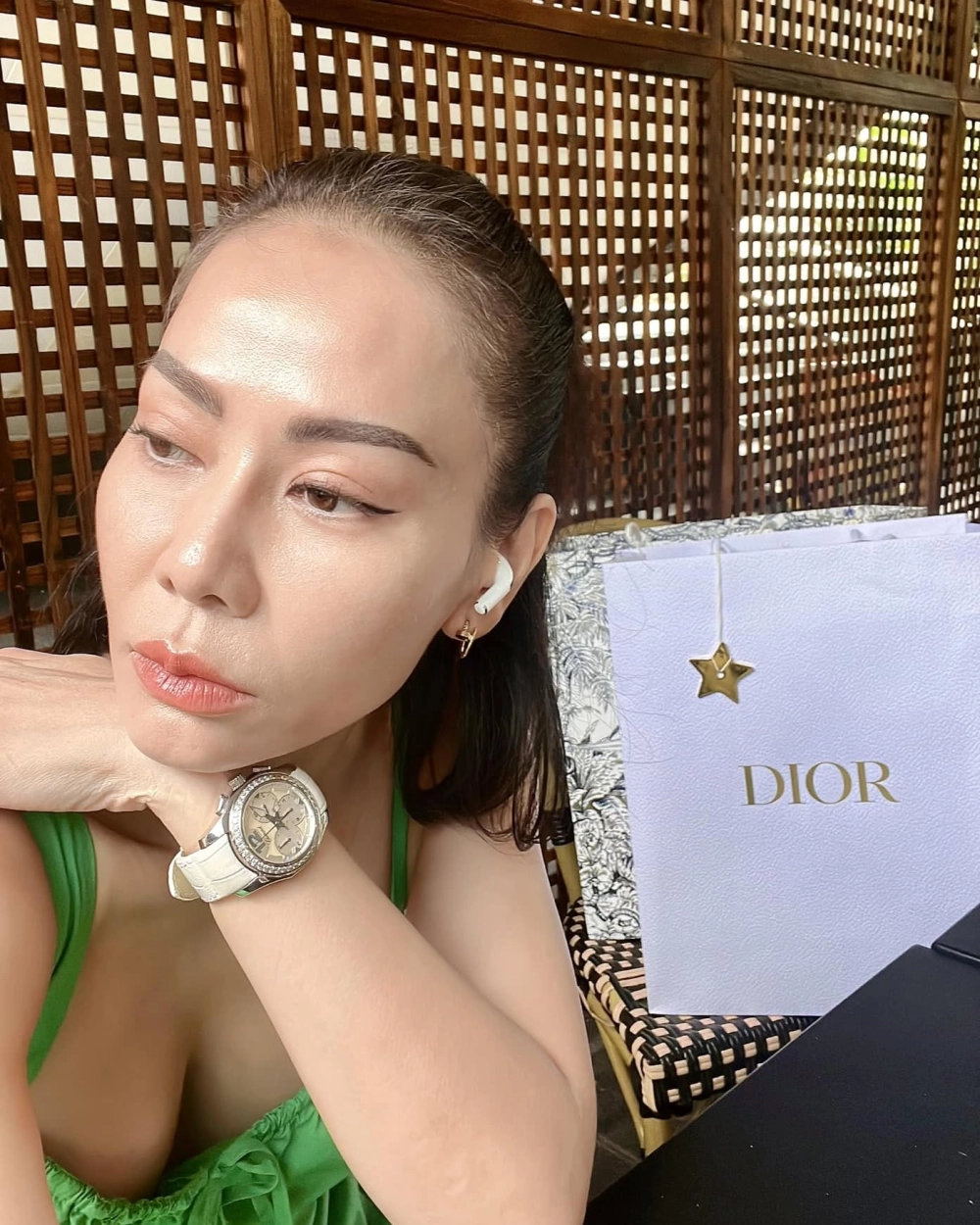 Tìm lời bài hát Nhớ Anh của Thu Minh để hát cùng bạn bè