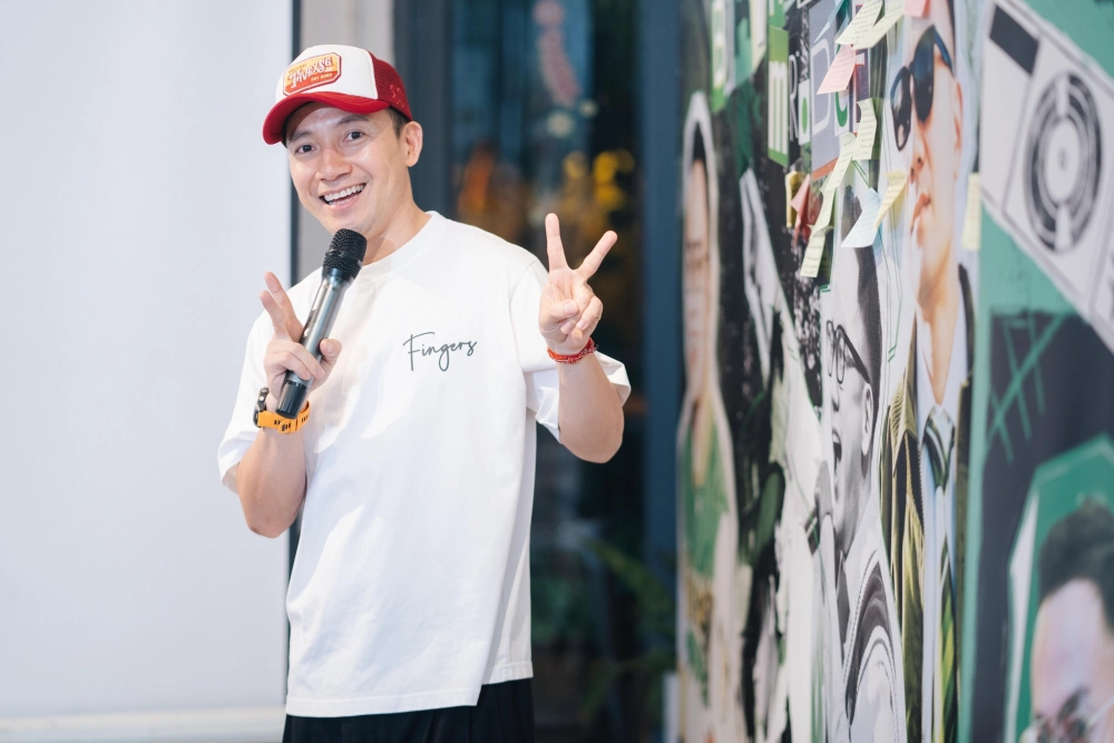 Mr. D là nghệ danh khác của Đinh Tiến Đạt, được biết đến rộng rãi trong làng rap