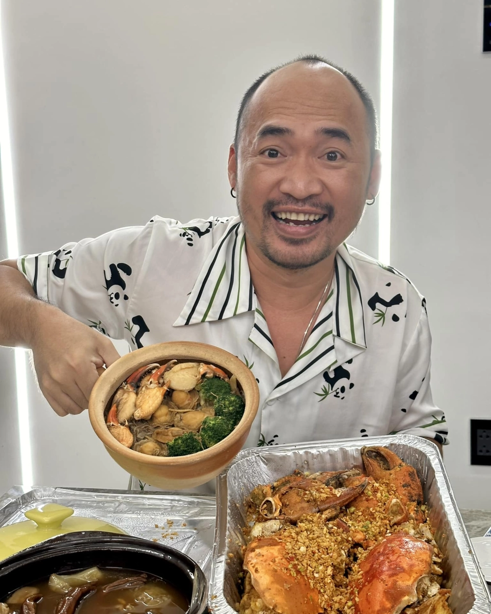 Tiến Luật Sao Cũng Được phong cách độc đáo