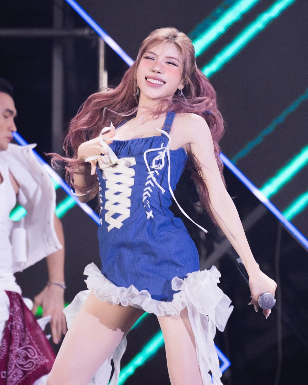 Khám phá những album trang pháp đầy sáng tạo và mang đậm dấu ấn cá nhân.