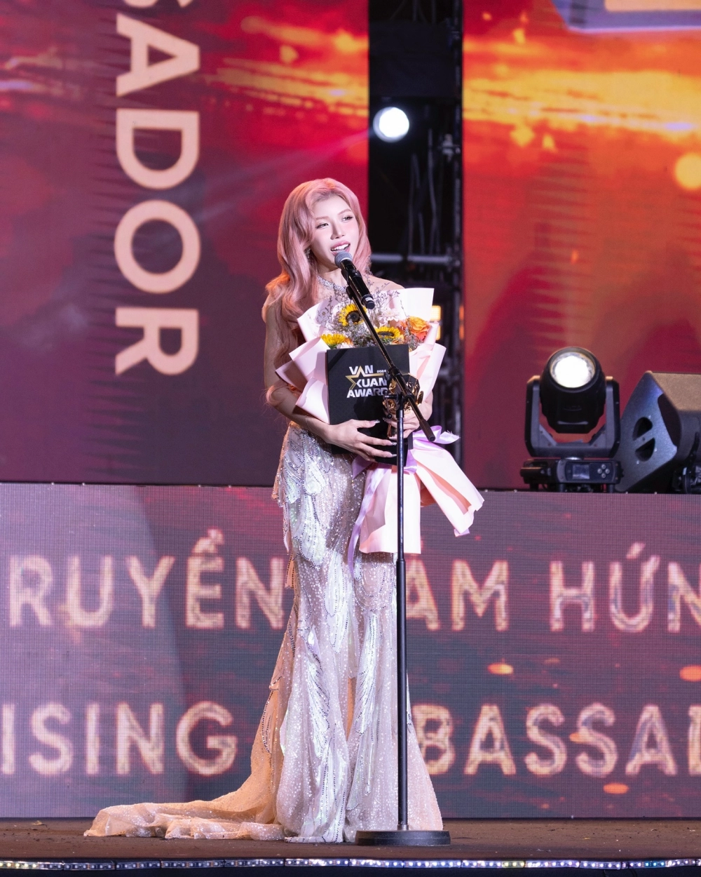 Trang pháp hồi xưa mang đến những hoài niệm về quá khứ và sự thay đổi qua thời gian.