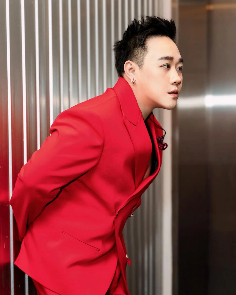 Trung Quân Vietnam Idol tỏa sáng từ cuộc thi âm nhạc nổi tiếng