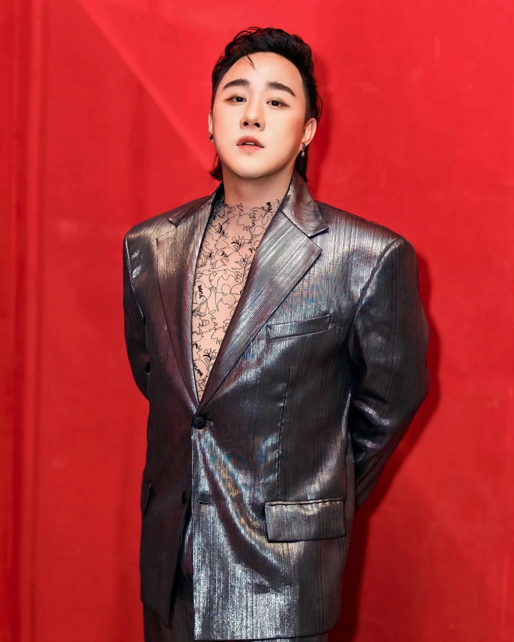 Trót Yêu Trung Quân Idol, bản hit ngọt ngào tình