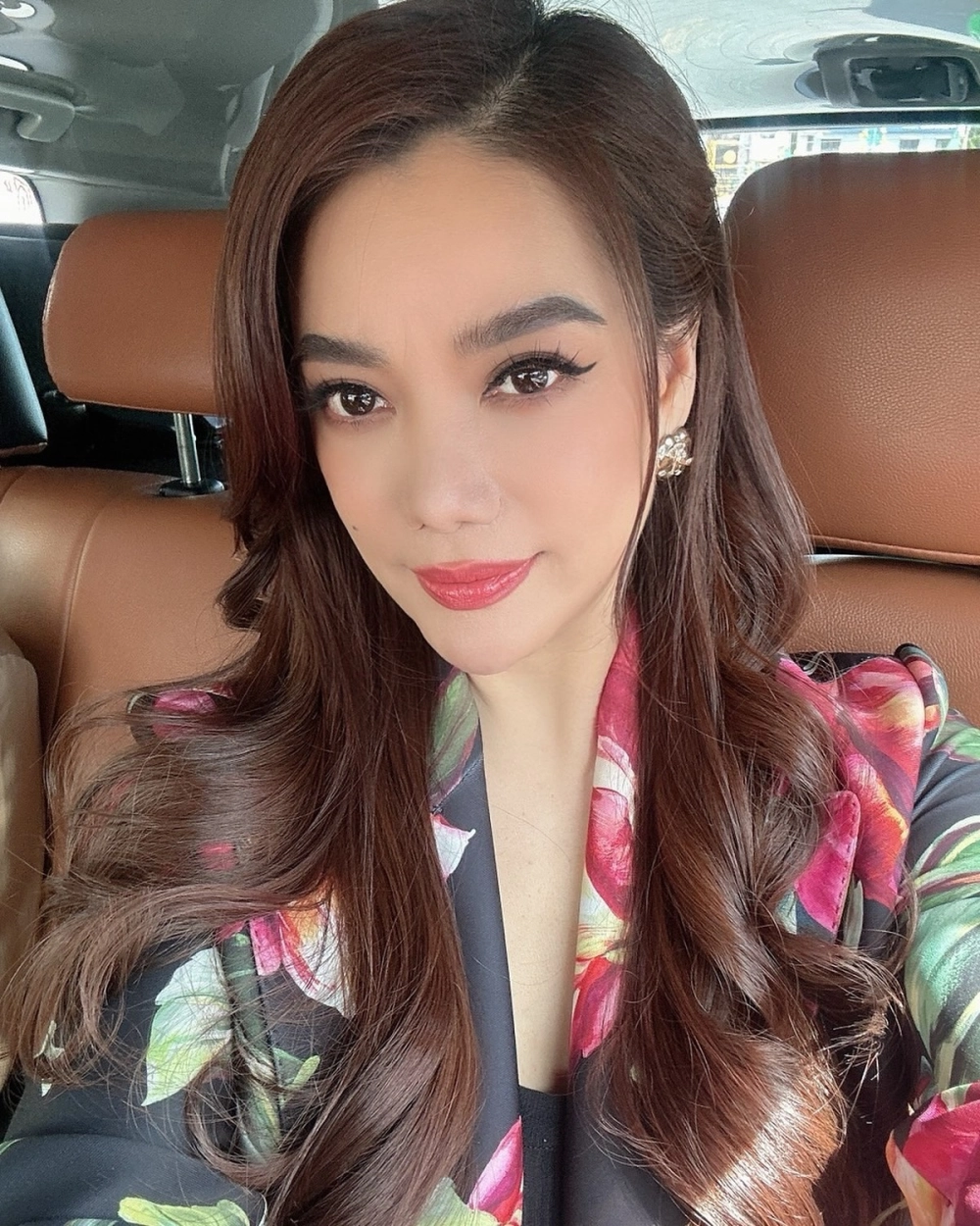 Trương ngọc ánh bao nhiêu tuổi? Cô vẫn giữ được nét tươi trẻ và phong độ qua từng năm tháng