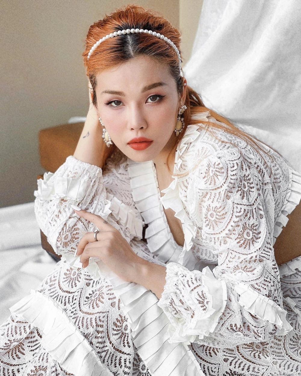 Có con cá cắn câu lyrics Trương Thảo Nhi - lời bài hát gây ấn tượng mạnh mẽ