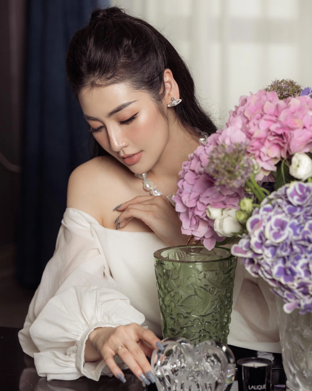 Á hậu Tú Anh, nhan sắc nổi bật Việt Nam