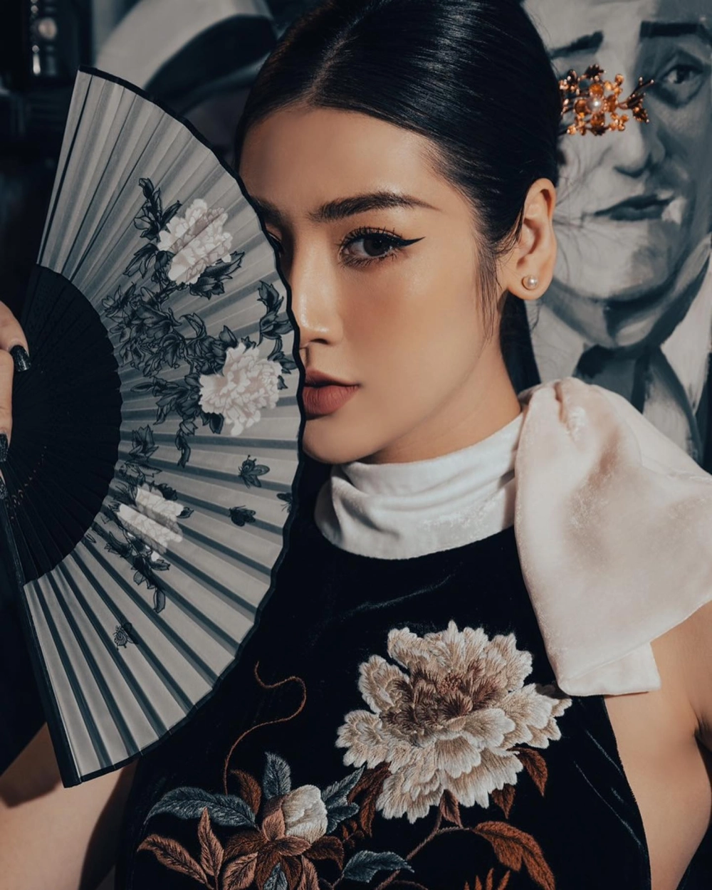 Anh Tú Anh Trai Say Hi, giọng ca Đóa Hồng viral