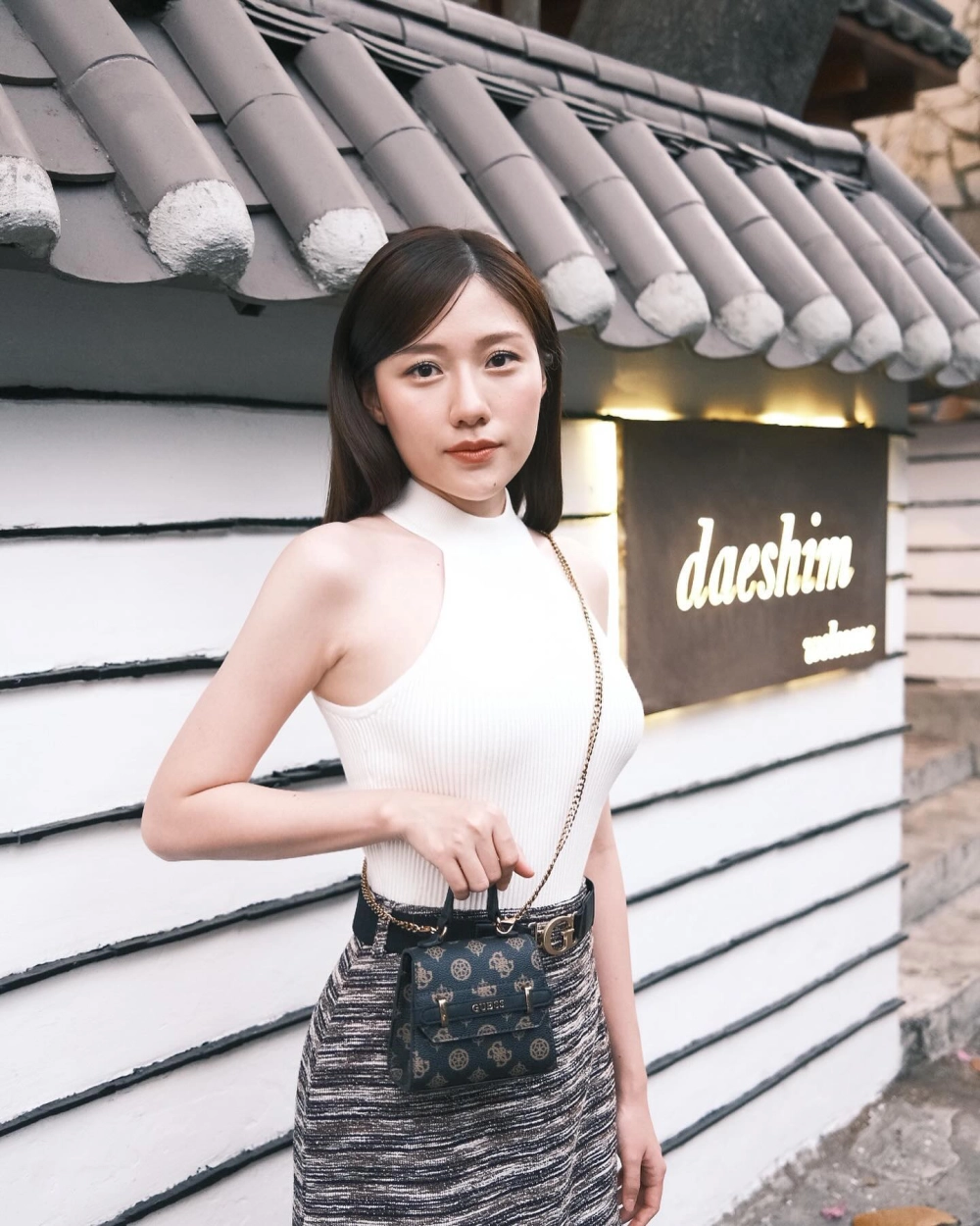 Uyển Ân là em gái ruột của Trấn Thành và mối quan hệ đặc biệt giữa họ