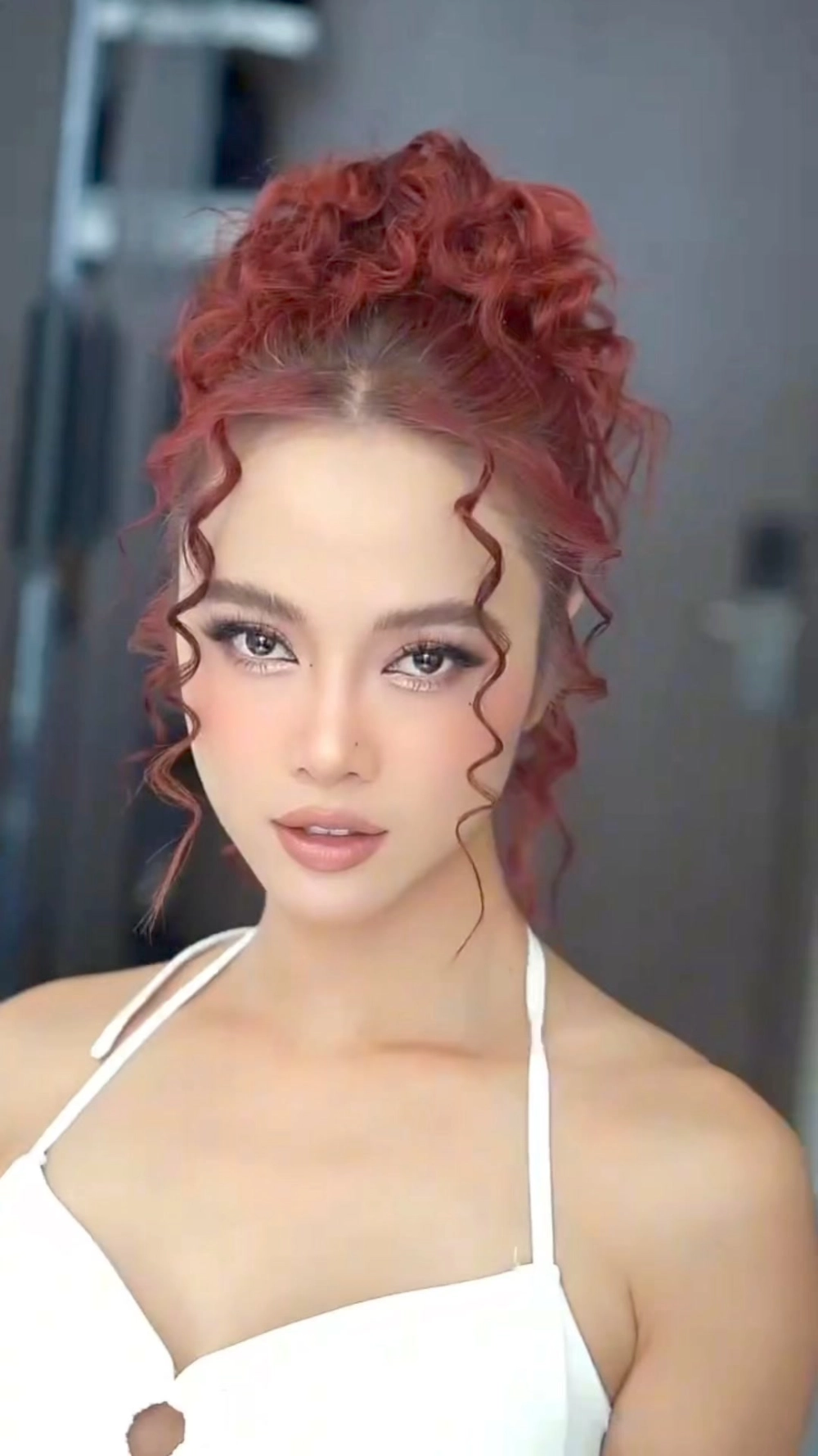 Cùng chúc mừng Vũ Ngọc Anh sinh nhật và nhìn lại những dấu mốc quan trọng trong đời cô