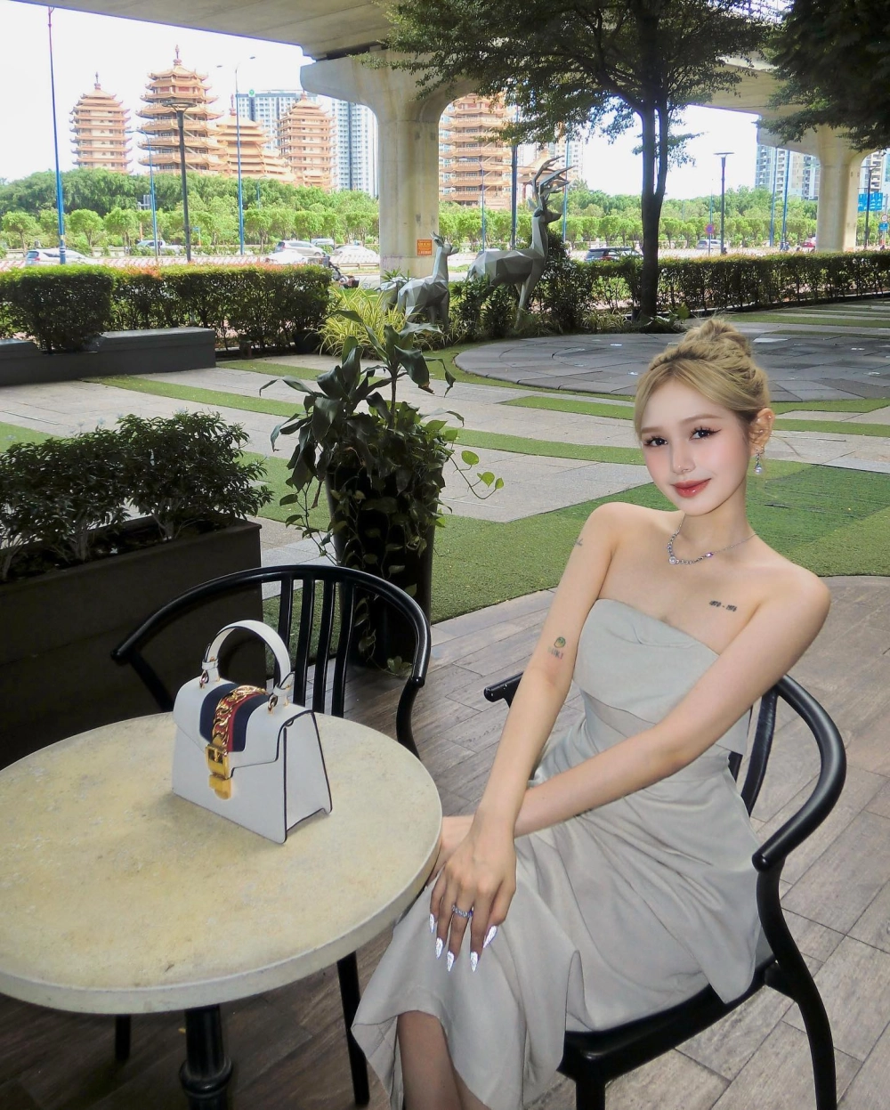 xoài non cung gì là câu hỏi fan muốn biết về cung hoàng đạo của cô