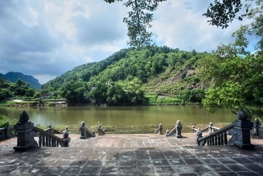 Du lịch Chùa Bà Đanh trải nghiệm phong cảnh và văn hóa đặc sắc