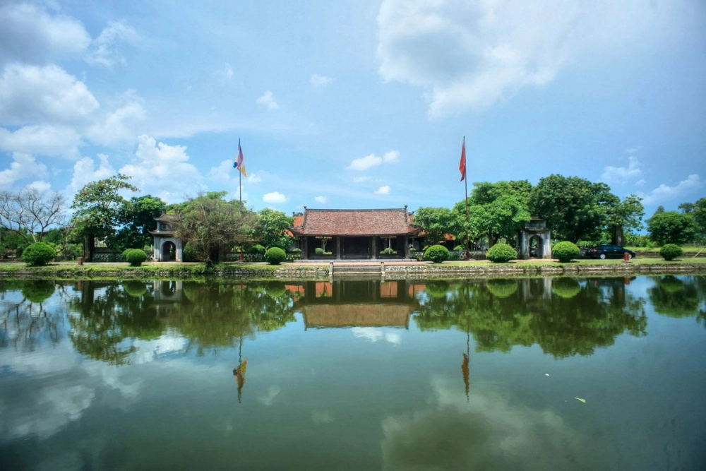 Hình ảnh chùa Keo sống động và bình yên