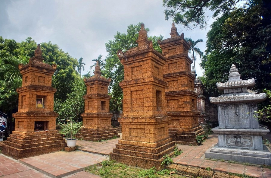 Làng Nôm Hưng Yên nổi tiếng với chùa cổ thu hút khách