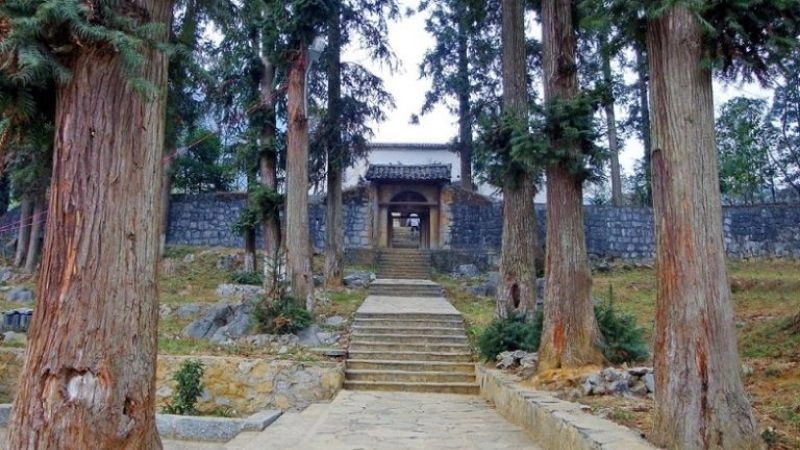 Dinh thự họ Vương mở cửa đón khách từ sáng đến chiều