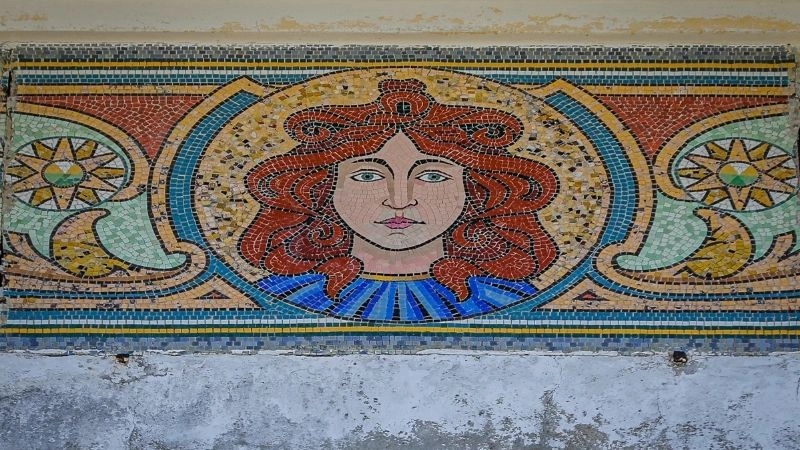 Bạch Dinh có gì hấp dẫn níu chân bao du khách gần xa