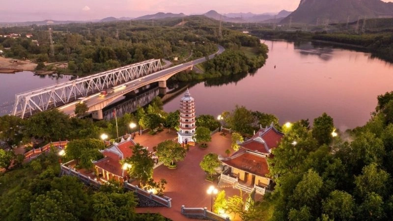 Phà Long Đại lịch sử minh chứng cho tinh thần bất diệt Việt Nam