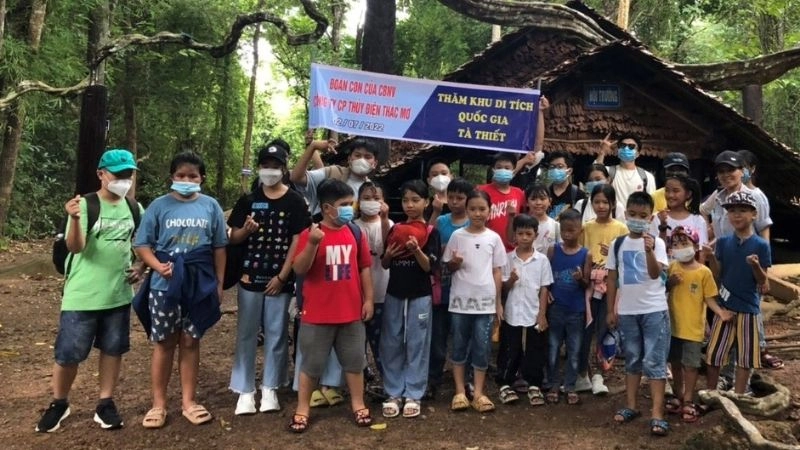 Trải nghiệm cá nhân khi thăm căn cứ Tà Thiết