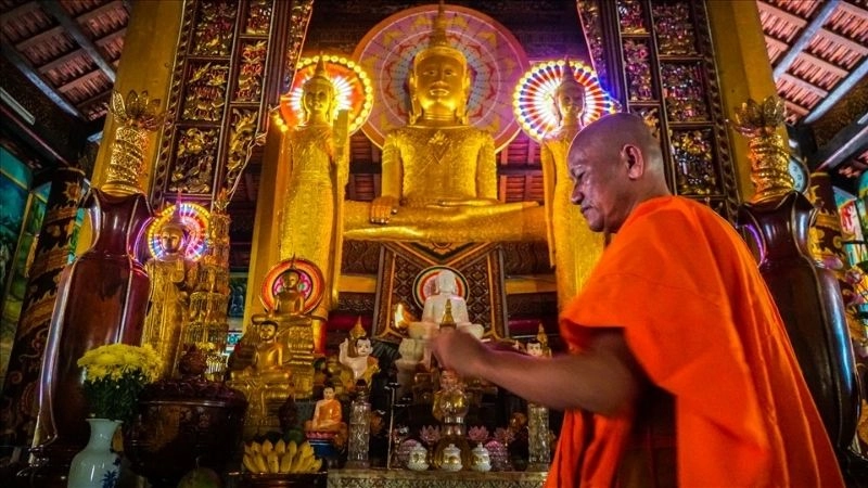 Thư giãn Chùa Âng Trà Vinh tìm sự tĩnh tại nội tâm