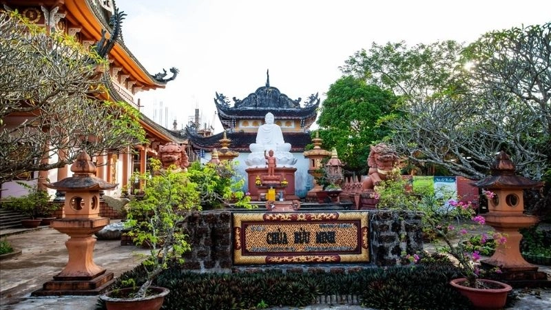 Hình ảnh chùa Bửu Minh đẹp cuốn hút du khách