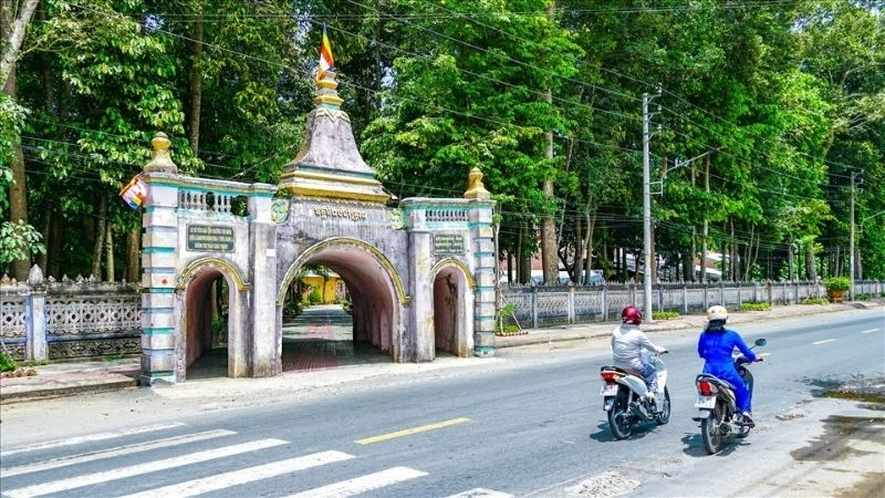 Kiến trúc Chùa Hang Trà Vinh độc đáo mang đậm bản sắc