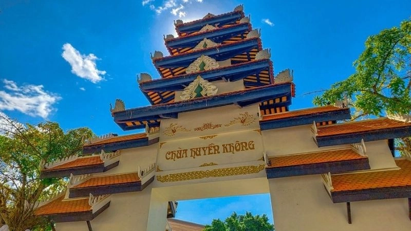 Đôi nét về Chùa Huyền Không 