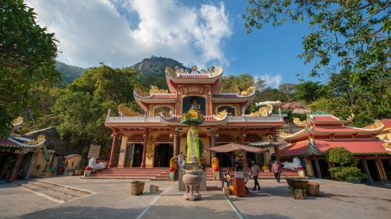 Lịch sử hình thành Chùa Linh Sơn Tiên Thạch 