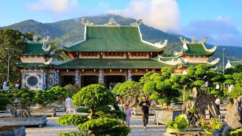 Lịch sử Chùa Linh Ứng ghi dấu những truyền thuyết lâu đời