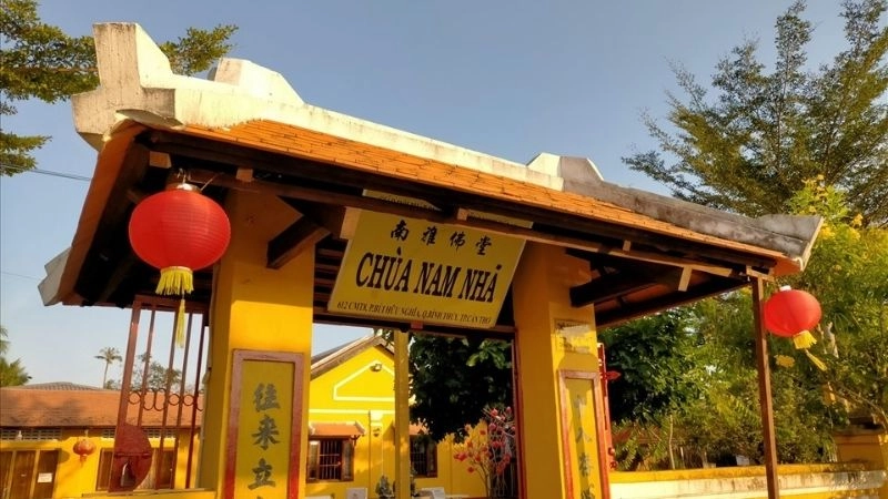 Chùa Nam Nhã đẹp cổ kính giữa miền Tây sông nước