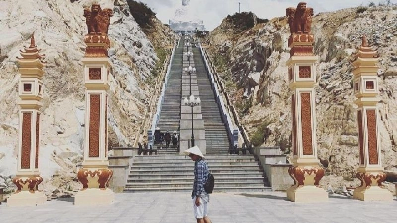 Trải nghiệm cá nhân khi thăm Chùa Ông Núi 