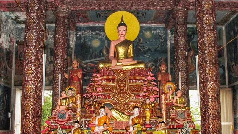 Chùa Som Rong du lịch trải nghiệm an lạc đầy cuốn hút