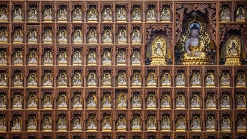 Chùa Vạn Phật kiến trúc uy nghi độc đáo đậm chất Trung Hoa