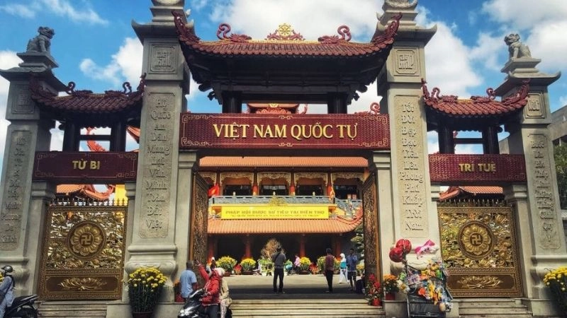 Đôi nét về chùa Việt Nam Quốc Tự 