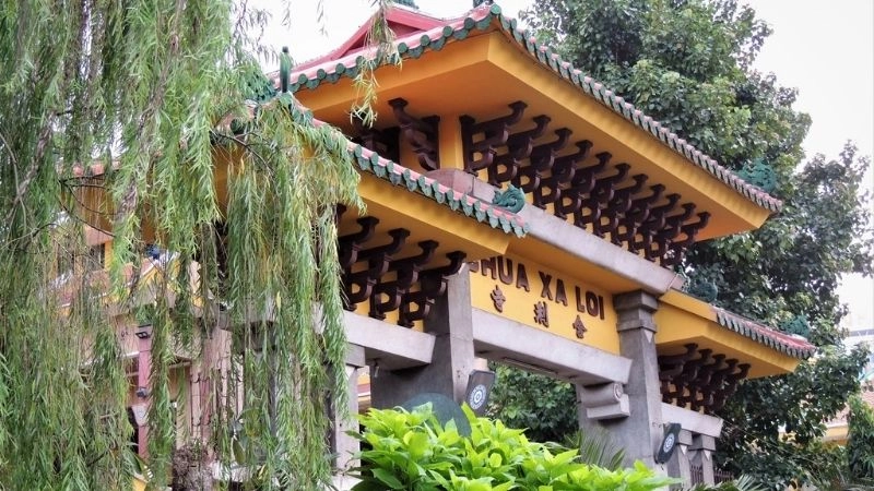 Đôi nét về chùa Xá Lợi 