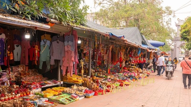 Trải nghiệm cá nhân khi thăm đền Bảo Lộc 