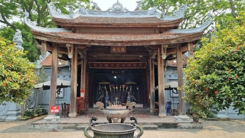 Đền Chử Đồng Tử ở đâu gắn liền dòng sông Hồng