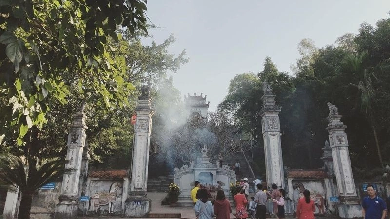 Đền Cuông Nghệ An linh thiêng gắn với sử Việt