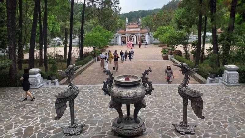 Lịch sử đền Huyền Trân khắc ghi công chúa nhà Trần